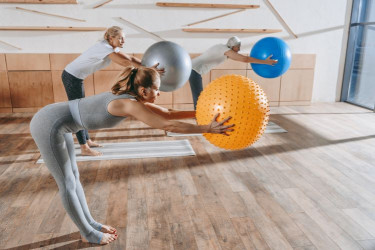 Ako si vybrať gymnastickú loptu