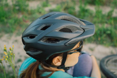 Ako vybrať cyklistickú prilbu